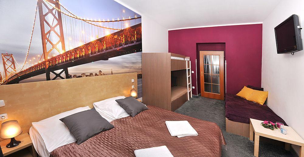 Andel Apartmany Prag Exteriör bild