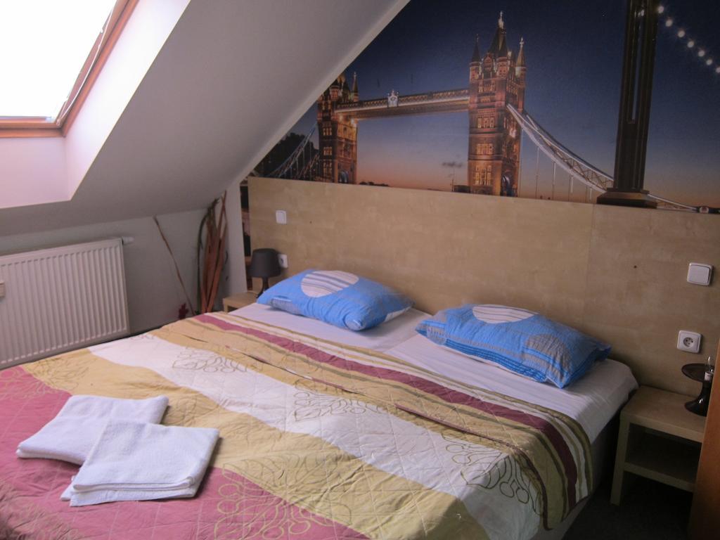 Andel Apartmany Prag Exteriör bild