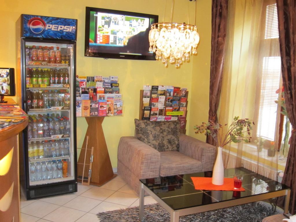Andel Apartmany Prag Exteriör bild
