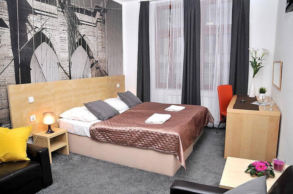 Andel Apartmany Prag Exteriör bild